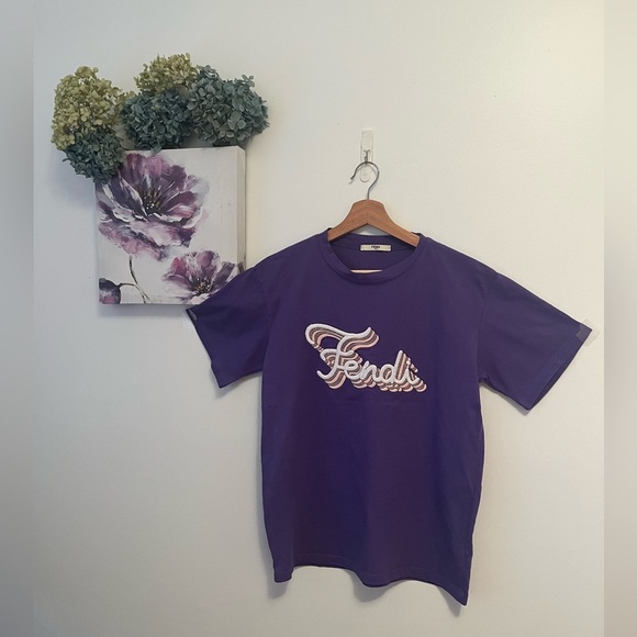 Fendi T-Shirt size Medium - Picture 1 of 7
